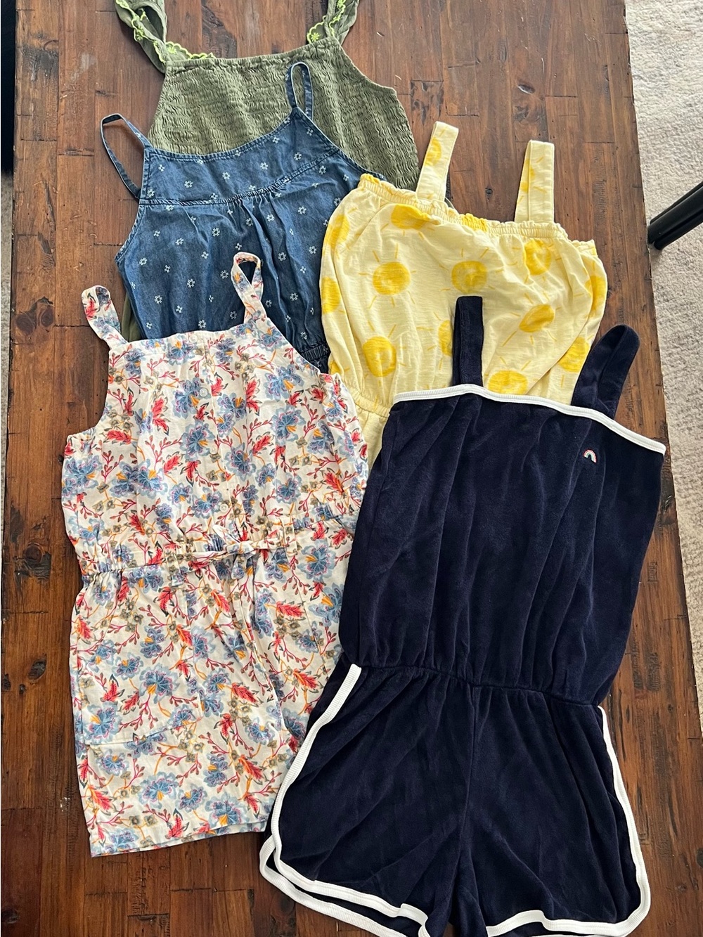 Bundle of Girls Rompers & Dress Old Navy Gap